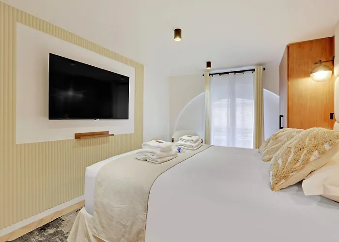 Welcoming & Charming Apartment - 1Br 4P - Palais-R