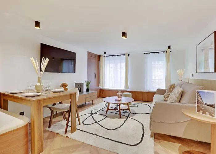 Welcoming & Charming Apartment - 1Br 4P - Palais-R